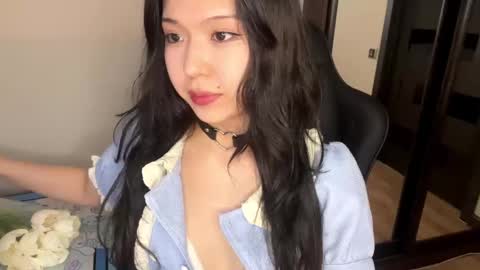 Snapshot of melana_love chatting on 8, 3, 2025 Melana online show from 8, 3, 2025