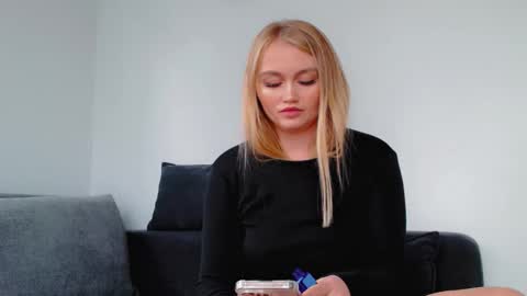 Melania online show from 22, 10, 2025