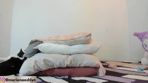 Melanie Independent model online show from 29, 11, 2025