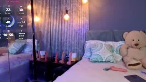 Snapshot of melanie__5 chatting on 11, 7, 2026 Melanie Baez online show from 11, 7, 2026