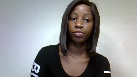 melanie_nay online show from 5, 2, 2025