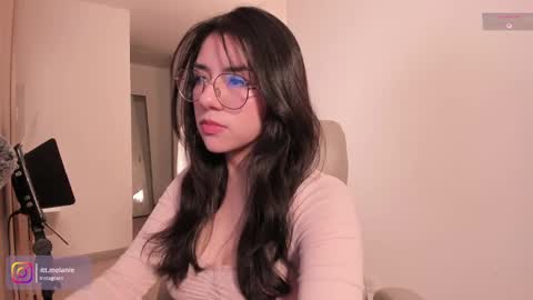 Melanie online show from 23, 9, 2025