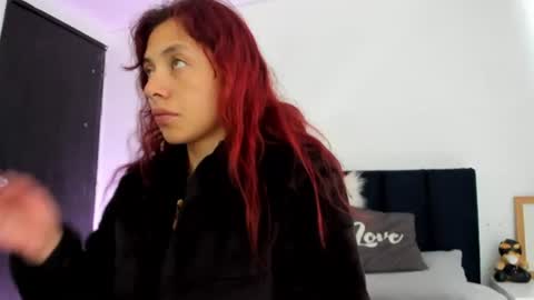 Melanie roux  online show from 1, 7, 2026