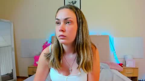 Snapshot of melaniecutys chatting on 14, 7, 2026 Melania online show from 14, 7, 2026