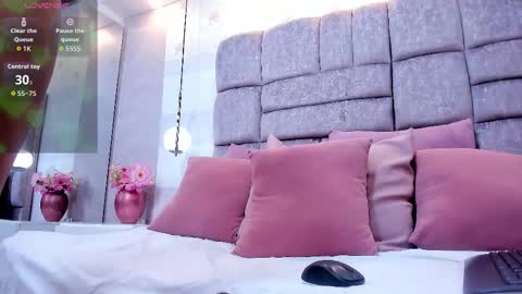 Snapshot of melaniee_joness chatting on 12, 2, 2026 melaniee_joness online show from 12, 2, 2026