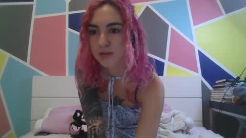 Snapshot of melaniefairy chatting on 2, 1, 2025 Melanie online show from 2, 1, 2025