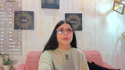 melaniegrayx online show from 8, 3, 2025