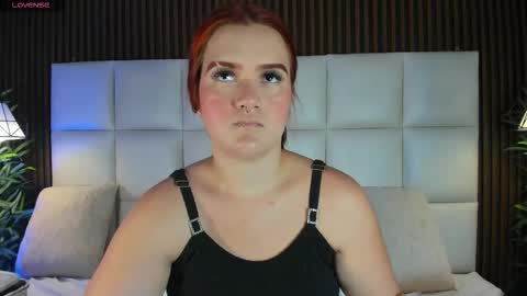 Snapshot of melanieklaus chatting on 23, 2, 2026 Melanie online show from 23, 2, 2026