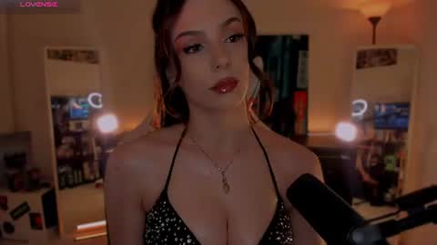Snapshot of melanielipps chatting on 18, 6, 2026 Melanie online show from 18, 6, 2026