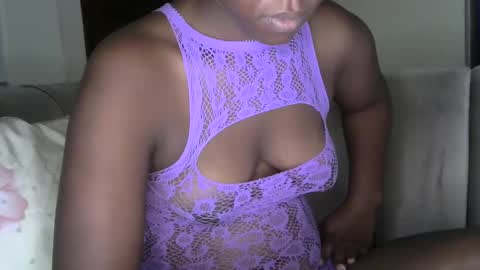 Snapshot of melanin3 chatting on 14, 2, 2025 Melanin3 online show from 14, 2, 2025
