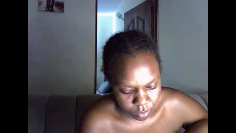 Snapshot of melanin3 chatting on 7, 5, 2026 Melanin3 online show from 7, 5, 2026