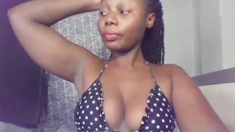 Snapshot of melanin_sassy96 chatting on 5, 12, 2024 bad lil shawry online show from 5, 12, 2024
