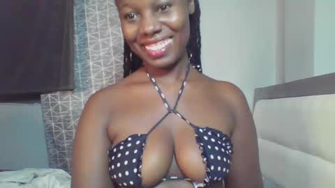 Snapshot of melanin_sassy96 chatting on 5, 12, 2024 bad lil shawry online show from 5, 12, 2024