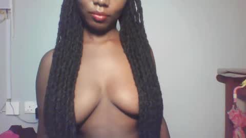 Snapshot of melanin_sassy96 chatting on 19, 12, 2024 bad lil shawry online show from 19, 12, 2024