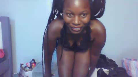 Snapshot of melanin_sassy96 chatting on 10, 1, 2025 bad lil shawry online show from 10, 1, 2025