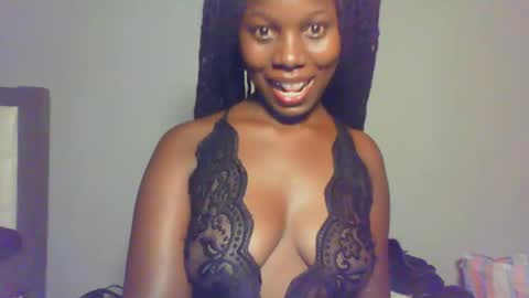 Snapshot of melanin_sassy96 chatting on 10, 1, 2025 bad lil shawry online show from 10, 1, 2025