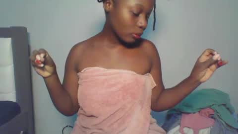 Snapshot of melanin_sassy96 chatting on 12, 1, 2025 bad lil shawry online show from 12, 1, 2025