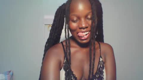 Snapshot of melanin_sassy96 chatting on 14, 1, 2025 bad lil shawry online show from 14, 1, 2025