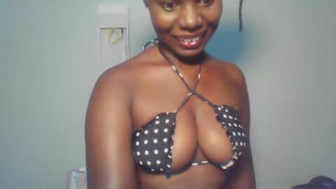 Snapshot of melanin_sassy96 chatting on 17, 1, 2025 bad lil shawry online show from 17, 1, 2025