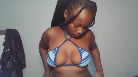 Snapshot of melanin_sassy96 chatting on 26, 1, 2025 bad lil shawry online show from 26, 1, 2025