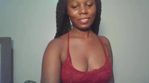 Snapshot of melanin_sassy96 chatting on 3, 2, 2025 bad lil shawry online show from 3, 2, 2025