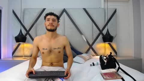 melanyandethan online show from 22, 10, 2025