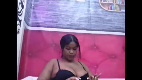Snapshot of melhiza chatting on 27, 12, 2024 melhiza online show from 27, 12, 2024