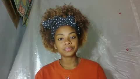 Snapshot of meliana98 chatting on 17, 10, 2025 meliana98 online show from 17, 10, 2025