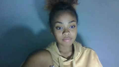 Snapshot of meliana98 chatting on 31, 10, 2025 meliana98 online show from 31, 10, 2025