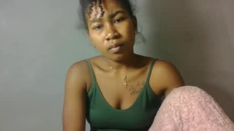 Snapshot of meliana98 chatting on 7, 11, 2025 meliana98 online show from 7, 11, 2025