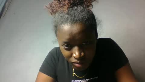 Snapshot of meliana98 chatting on 9, 11, 2025 meliana98 online show from 9, 11, 2025