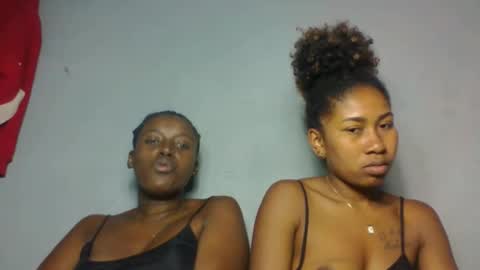 Snapshot of meliana98 chatting on 10, 11, 2025 meliana98 online show from 10, 11, 2025