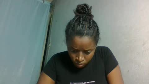 Snapshot of meliana98 chatting on 13, 11, 2025 meliana98 online show from 13, 11, 2025