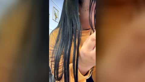 Snapshot of melie_me chatting on 31, 3, 2026 MELIE online show from 31, 3, 2026