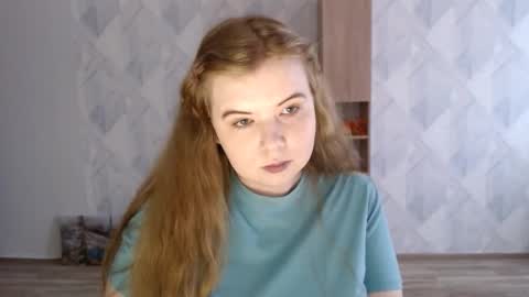 Snapshot of melina_beauty chatting on 25, 10, 2025 Melina online show from 25, 10, 2025