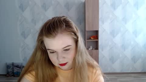 Snapshot of melina_beauty chatting on 27, 10, 2025 Melina online show from 27, 10, 2025