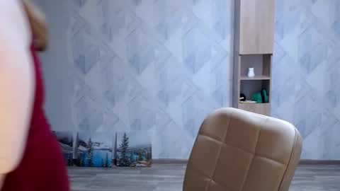 Snapshot of melina_beauty chatting on 23, 11, 2025 Melina online show from 23, 11, 2025