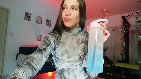 Snapshot of melisacreamy chatting on 2, 3, 2026 Melisa online show from 2, 3, 2026