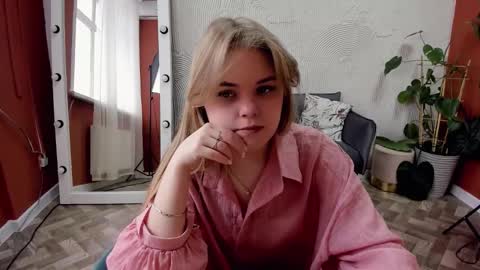 Sophia online show from 11, 11, 2025