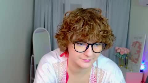 Snapshot of melissa___moore chatting on 3, 12, 2025 Melissa online show from 3, 12, 2025