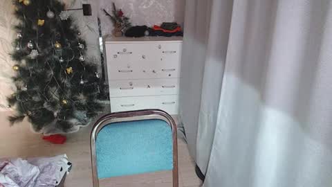 Melissa  Ray online show from 3, 2, 2026