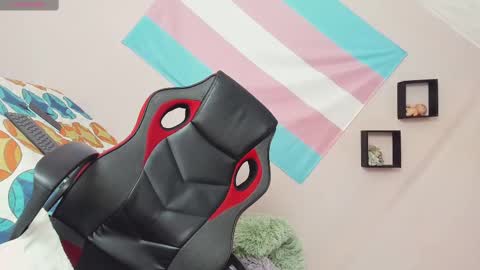 Snapshot of melissa_bunny69 chatting on 11, 11, 2025 melissa_bunny69 online show from 11, 11, 2025