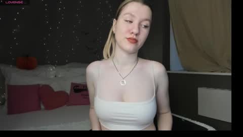 melissa_moooree online show from 30, 10, 2025