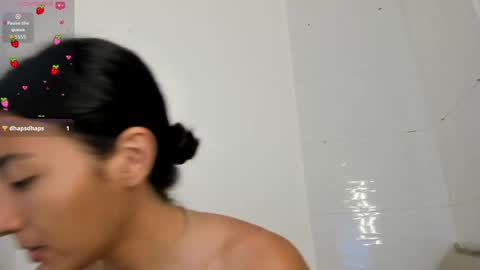 Snapshot of melissacute50 chatting on 6, 4, 2026 Meli online show from 6, 4, 2026