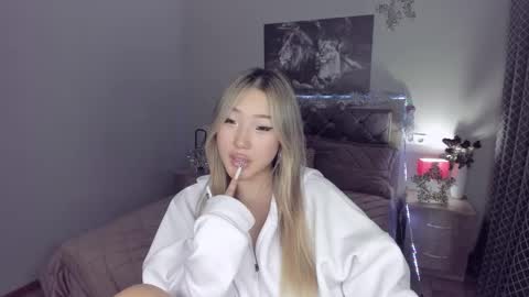 Melissa online show from 4, 1, 2025