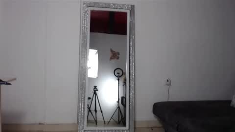 melissazaens online show from 16, 1, 2025