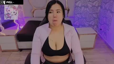 Snapshot of mellani_tay chatting on 21, 11, 2025 Mellani online show from 21, 11, 2025