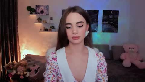 Snapshot of mellifluoustess chatting on 15, 12, 2025 Tessa online show from 15, 12, 2025