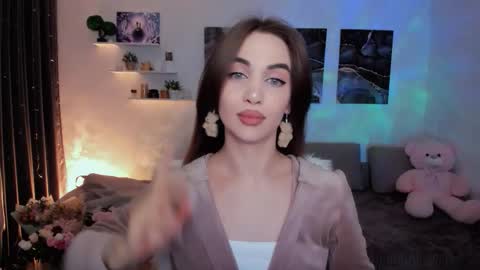 Snapshot of mellifluoustess chatting on 16, 12, 2025 Tessa online show from 16, 12, 2025