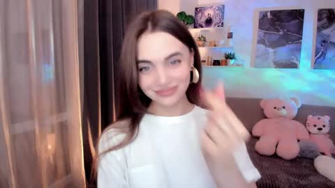 Tessa online show from 4, 3, 2026